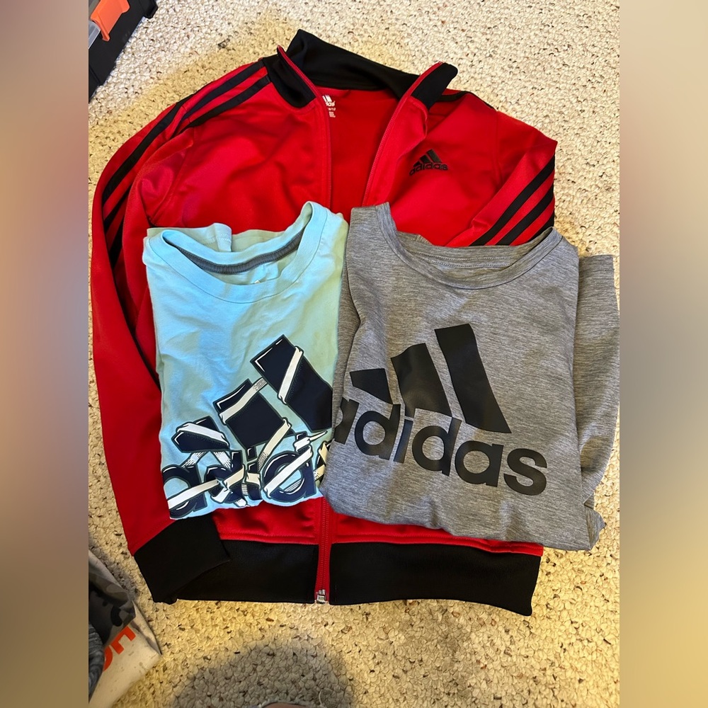 Adidas tops youth medium